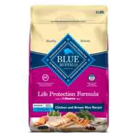 Blue BuƯalo Life Protection Formula Chicken & Brown Rice Senior Dog Food