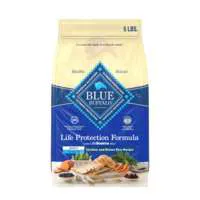 Blue BuƯalo Natural Life Protection Chicken/Brown Rice Adult Dry Dog Food