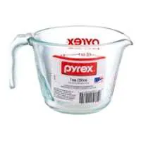 Pyrex Measuring Cup 8 oz