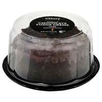Stop & Shop The Bakery Traditional Chocolate Fudge Creme Cake